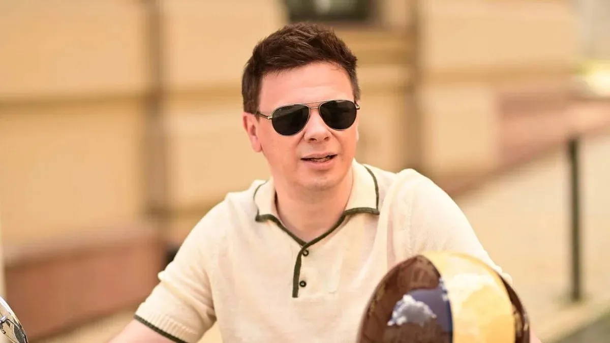 «Навчився у пана Буданова»: Дмитро Комаров іронічно відповів на запитання про особисте життя