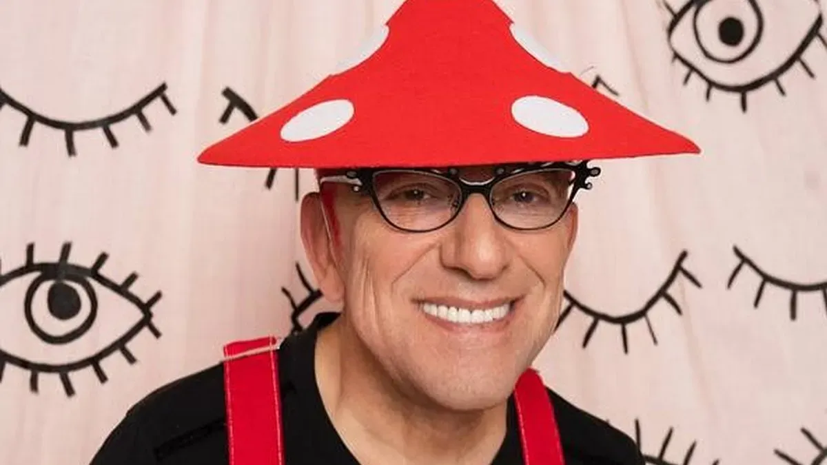 «Надінемо все, що блищить»: ексцентричний бізнесмен Гарік Корогодський показав свої найбільш божевільні луки