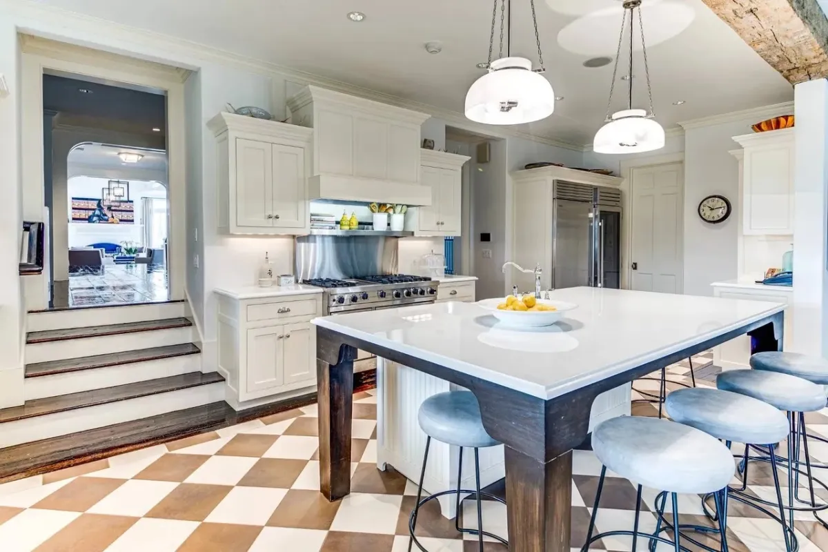 Маєток Алека й Гіларії Болдвінів у Гемптоні