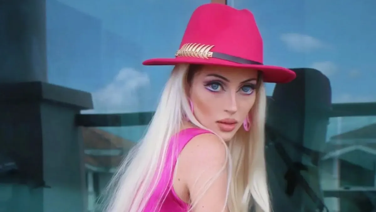 «Жива Барбі‎» померла після інтиму: як виглядала 31-річна блогерка, яка зробила 27 пластичних операцій