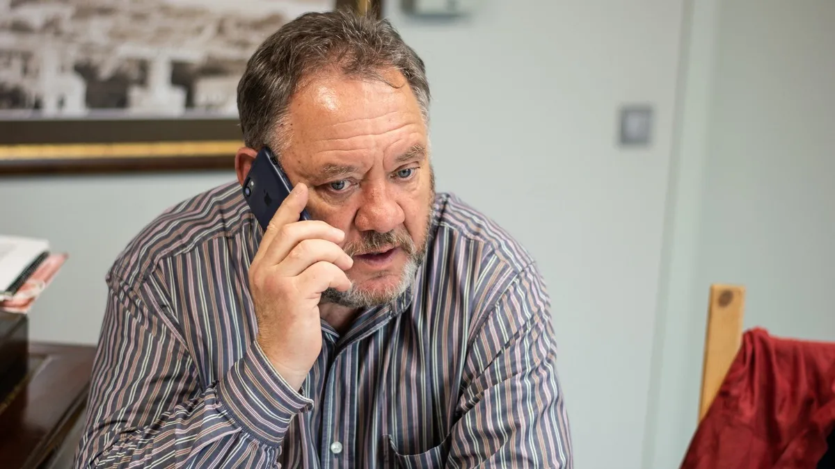 «Треба в СБУ піти і подивитися»: народний артист Богдан Бенюк розповів, як його хотіли знищити 