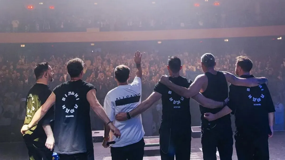 Гурт «‎Без обмежень» зіграв 16 концертів в США та Канаді: музиканти зібрали вражаючу суму на потреби ЗСУ