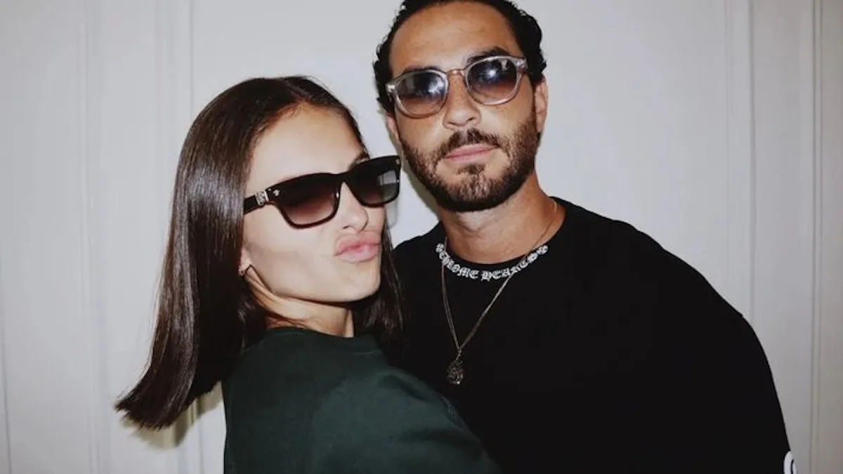 Більше не холостячка: як виглядає наречений та обручка «найкрасивішої дівчини світу» Тілан Блондо