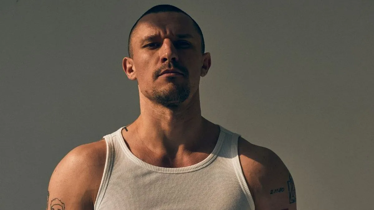 Без пива не обійшлося: Тарас Цимбалюк показав свою вечерю вдома – що їсть «Холостяк»