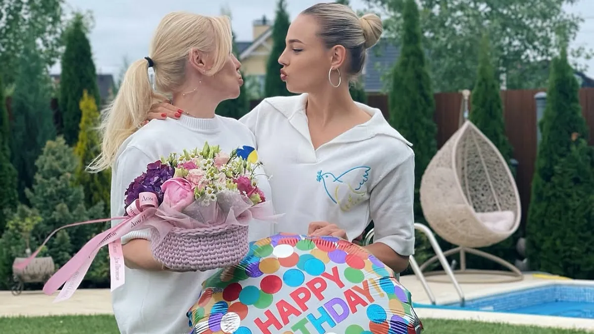 «Дякую тобі за все»: Дар’я Білодід публічно привітала маму з днем народження і показала фото