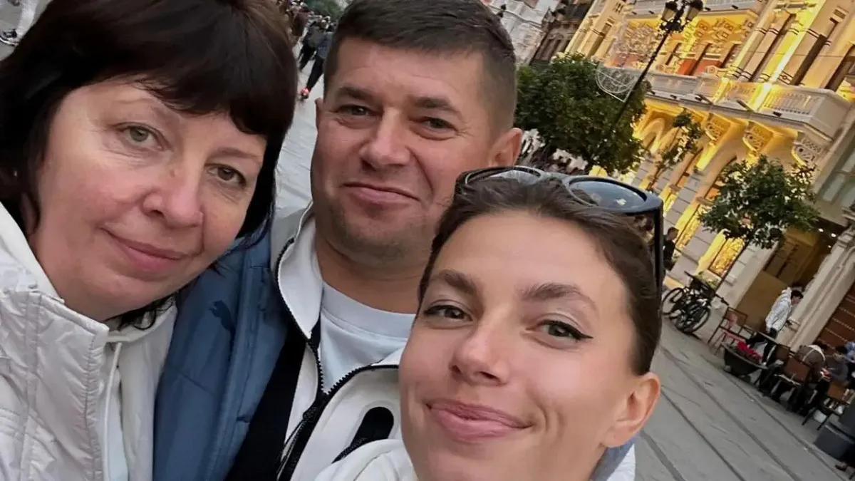 Бех-Романчук здивувала кумедним відео, де її батько ходить на підборах: шанувальники відреагували