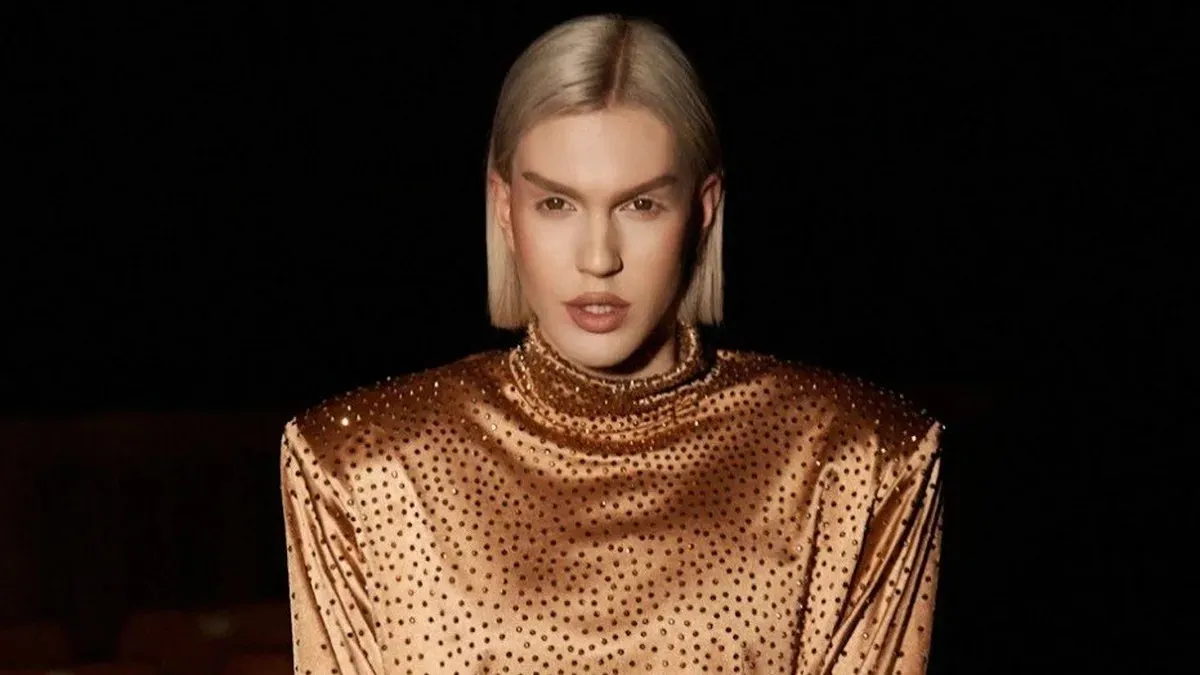 «У нього все одно є член!»: зірковий візажист Єгор Муа шокував скандальною історією зі свого життя