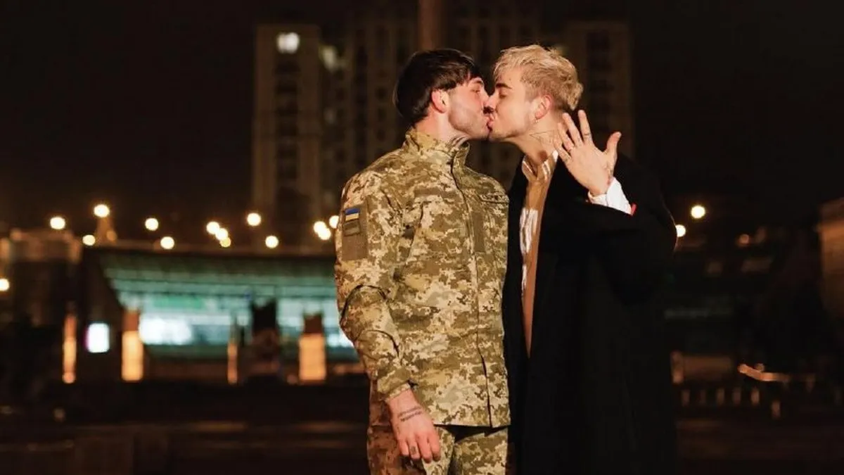 Melovin нарвався на хейт через заручини з військовим: співаку обіцяють бойкотувати концерт – що пишуть