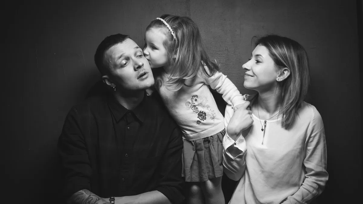 «Холостяцький двіж»: Женя Галич пояснив, чому дружина з донькою живуть окремо від нього – де його син