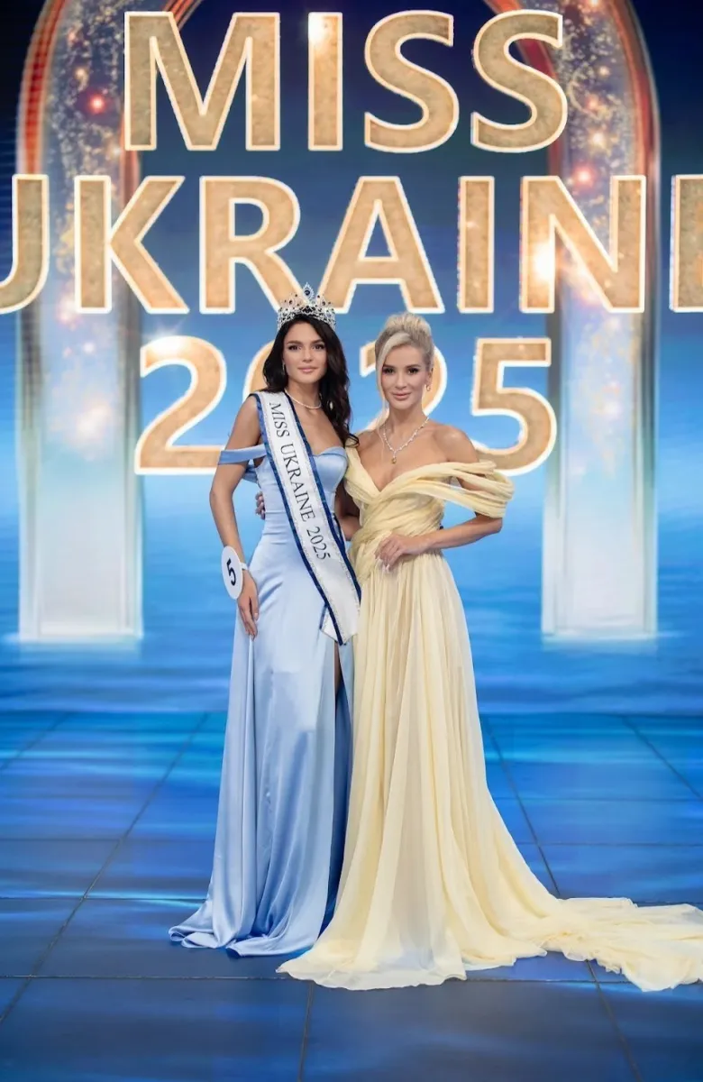 Валерія Лісовська та Вероніка Щіпцова