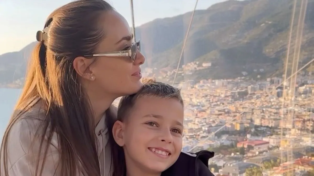 «Те, про що він мріяв»: Ксенія Мішина розповіла, що подарувала єдиному сину на різдвяно-новорічні свята