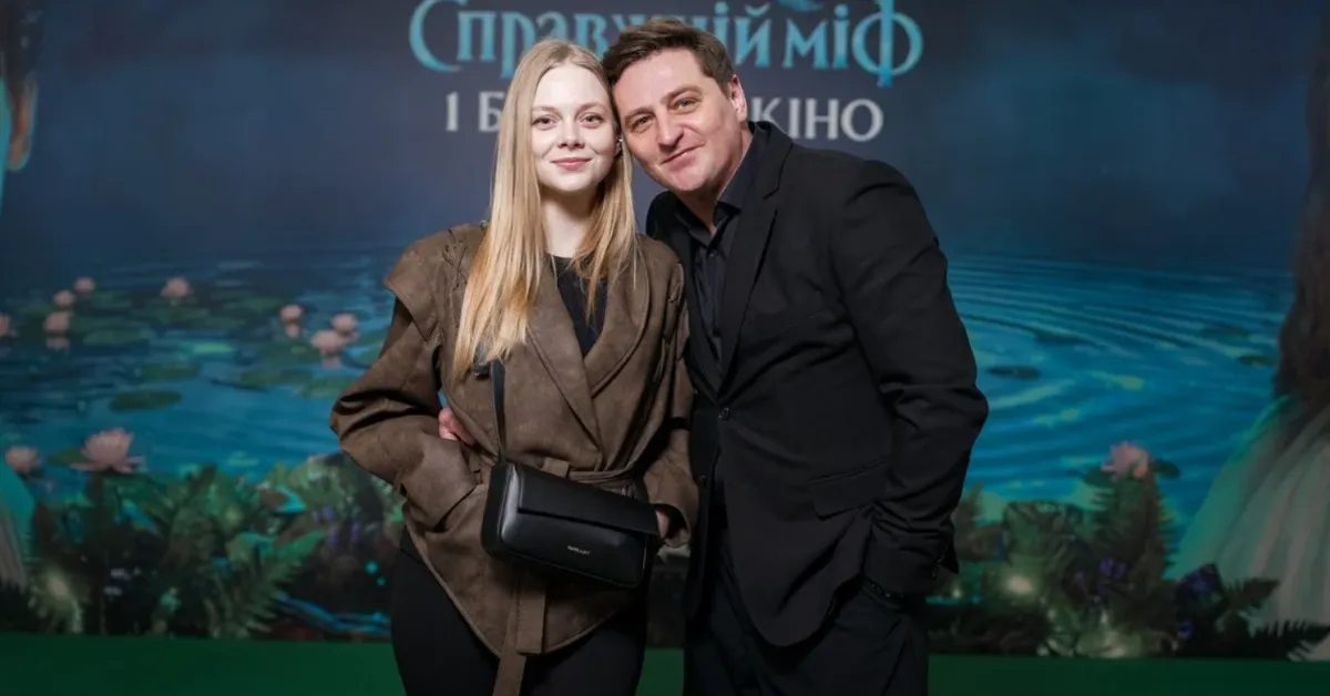 «Мене починає дратувати слово династія»: Іван Довженко про зіркових батьків, зйомки під КАБами та свою кохану