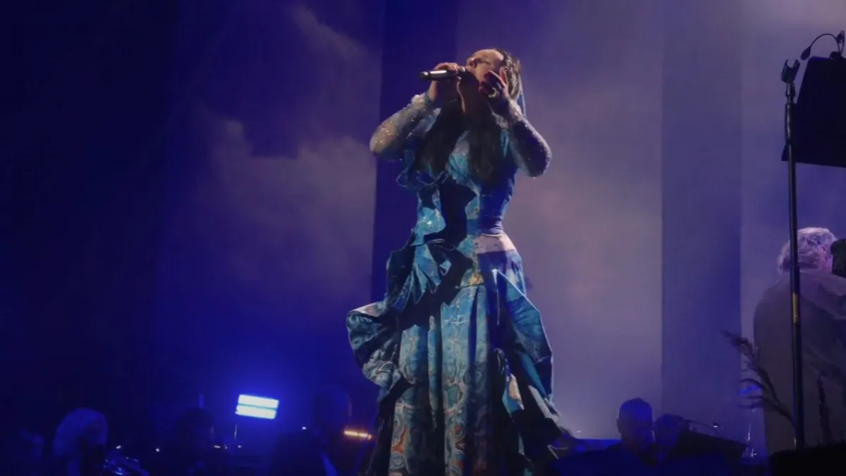 «Оживає історія»: Jamala з оркестром виконала у Києві пісню про Крим — проникливе відео виступу