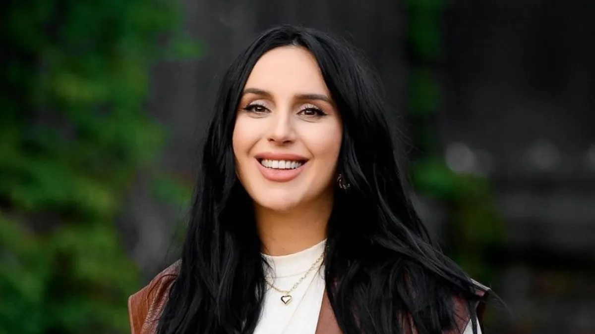 «Знайди щастя всередині себе»: Джамала відверто розповіла про радість та мрії під час стріт-фотосесії