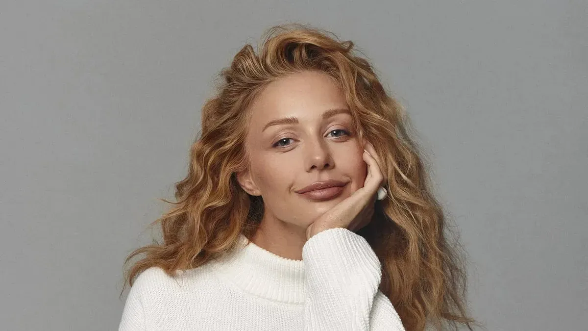 Тіна Кароль показала, хто чекає її у ліжку: зіркова співачка опублікувала нове фото