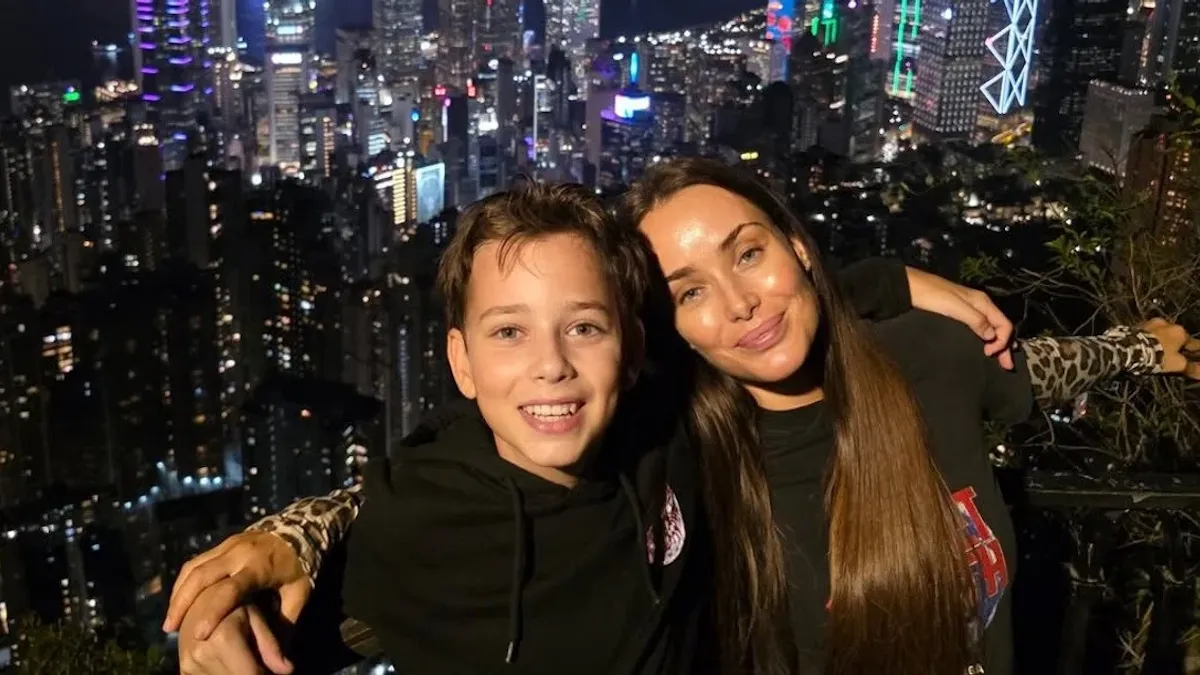 Ксенія Мішина з сином розсмішила фанатів: родина спробувала повторити популярний челендж