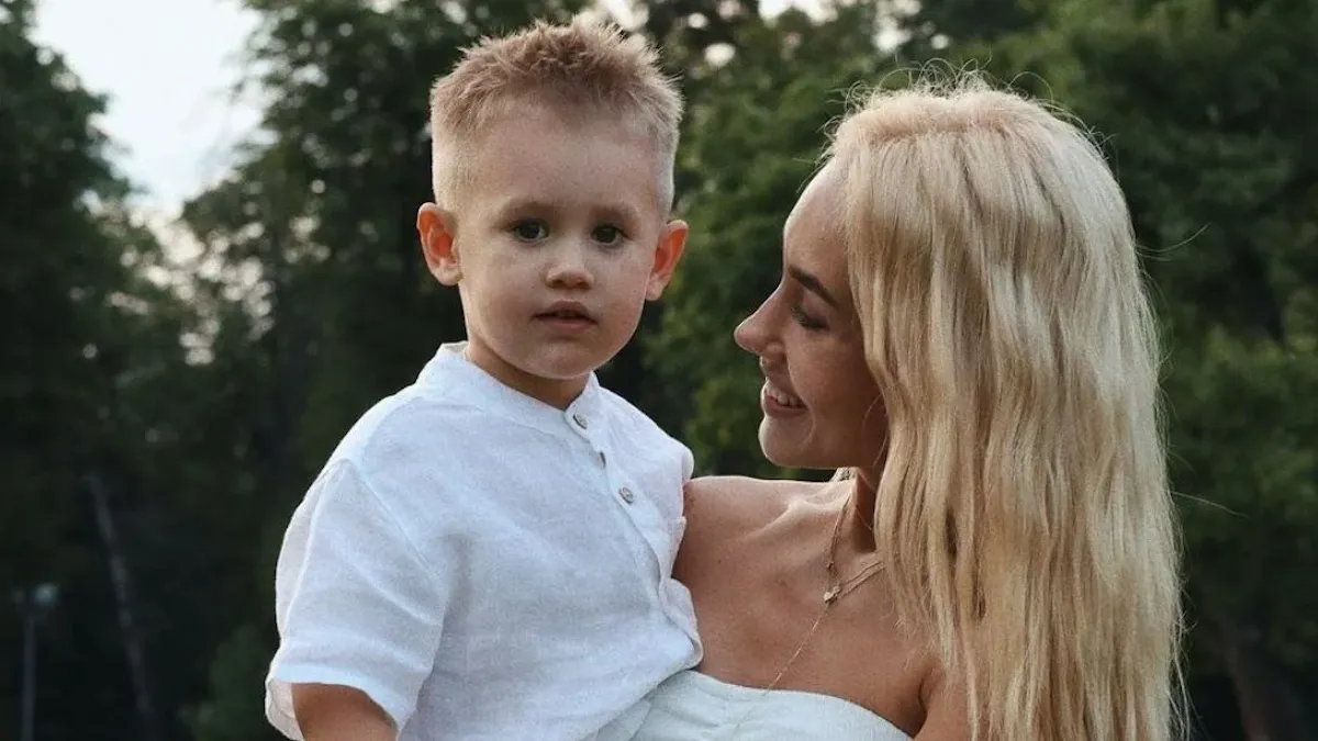 «Маленький чєлік змінив моє життя»: Квіткова показала архівні фото з сином