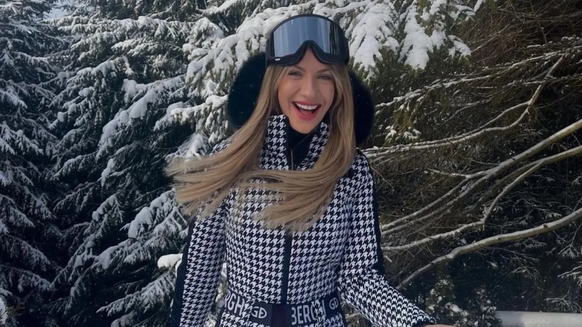 «Дівчина з яйцем»: Нікітюк показала, як лікується після хвороби в Буковелі