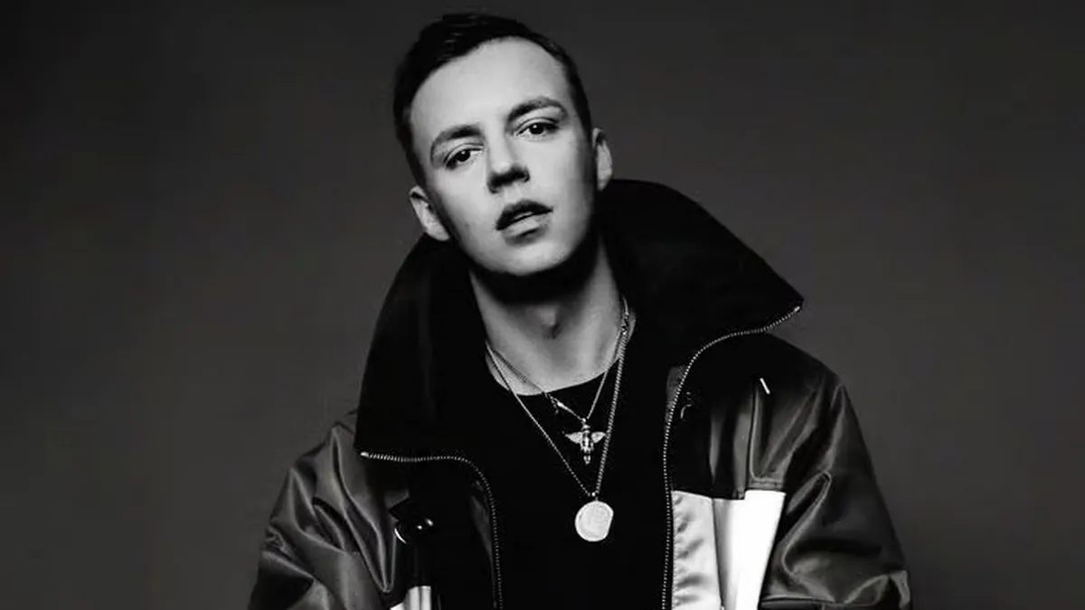 Підтримка України закінчилася: відомий репер несподівано отримав російський паспорт