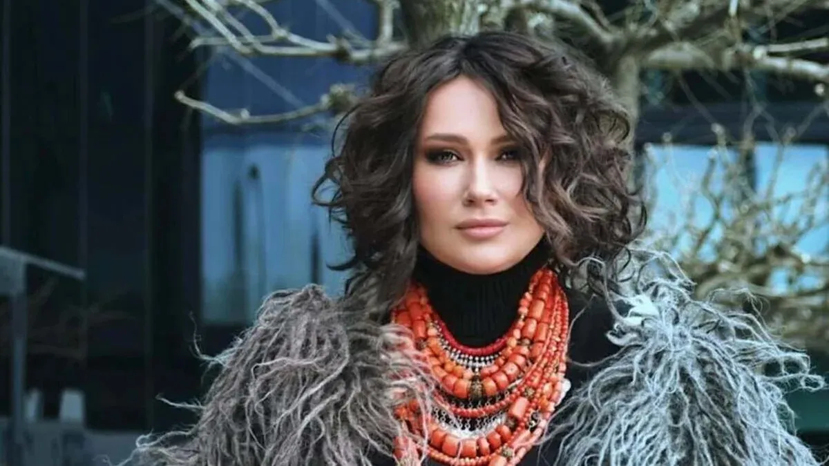 «Горда бути твоєю мамою»: Олена Мозгова показала рідкісні фото дорослої доньки від Пономарьова