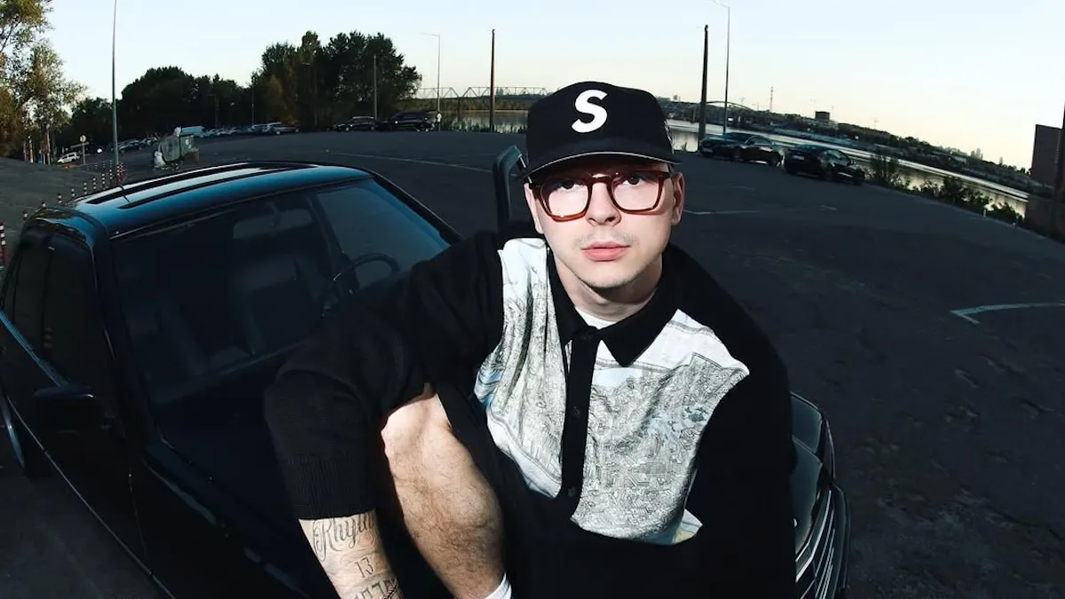 Парфенюк живе в елітці у центрі Києва і витрачає на місяць шалену суму: співак розкрив цифри