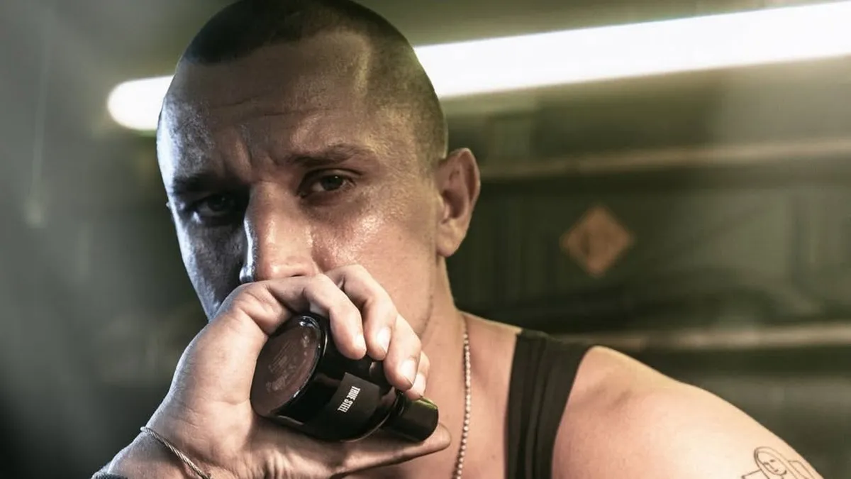 «Він завжди дуже пахне»: Денисенко розкрила, якими парфумами користується Цимбалюк – скільки вони коштують