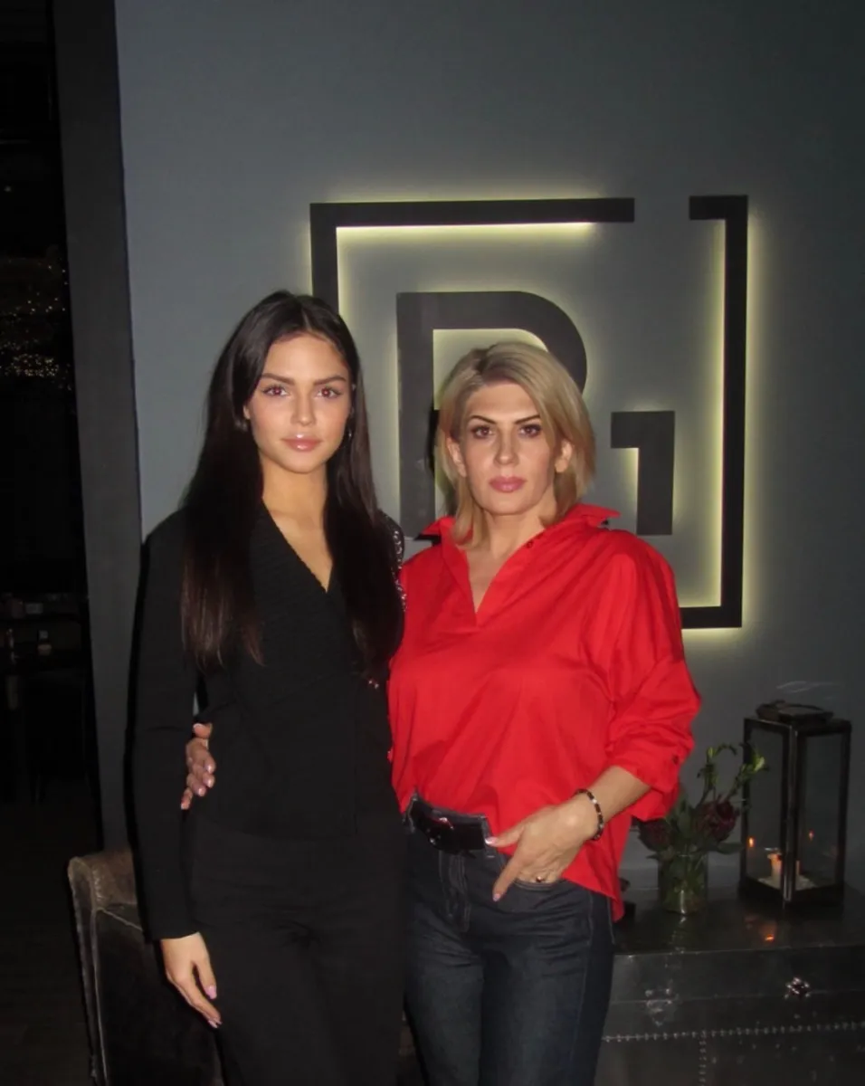  Валерія Лісовська з мамою