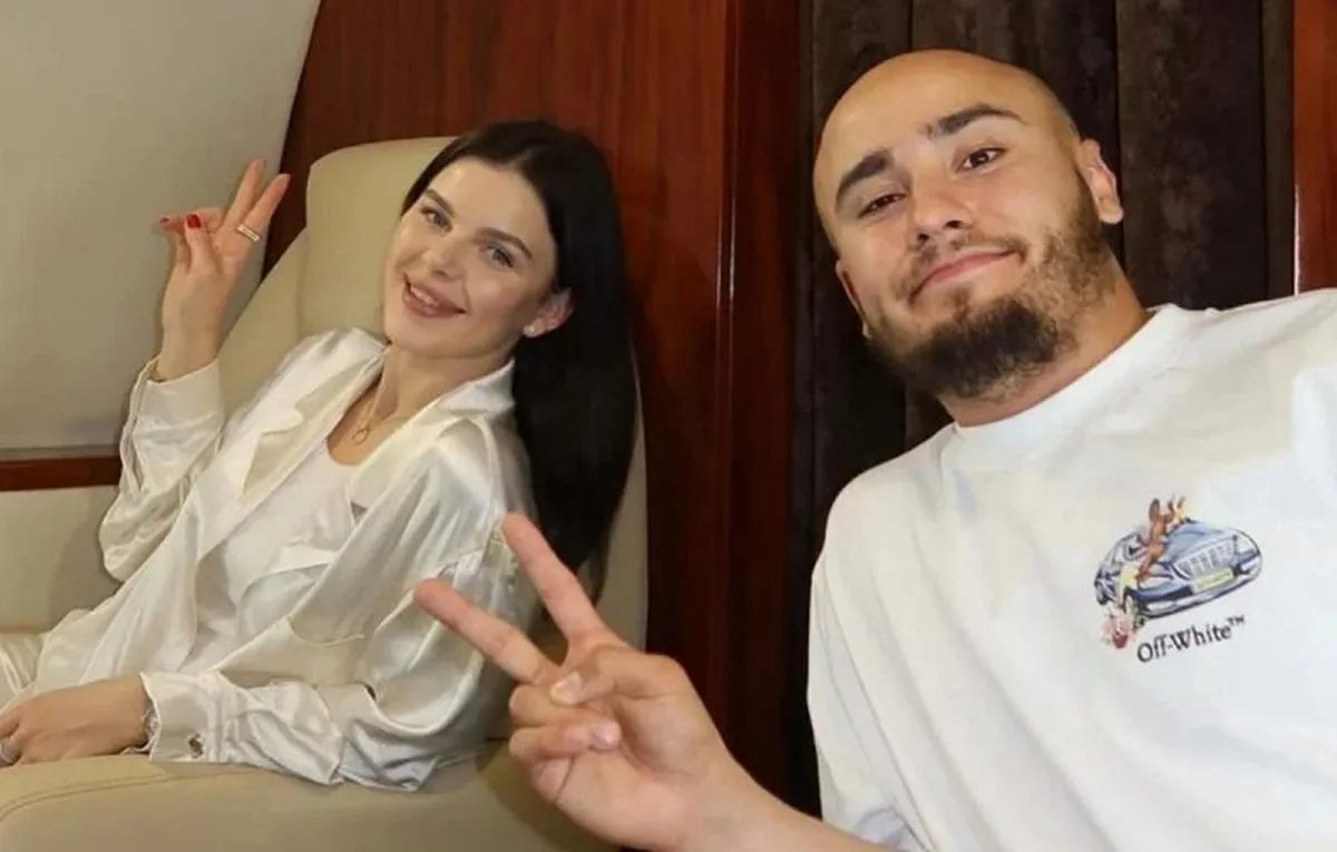 Блогер Повєткін розкрив, скільки коштують його весільний наряд та нареченої: суми відрізняються у 13 разів