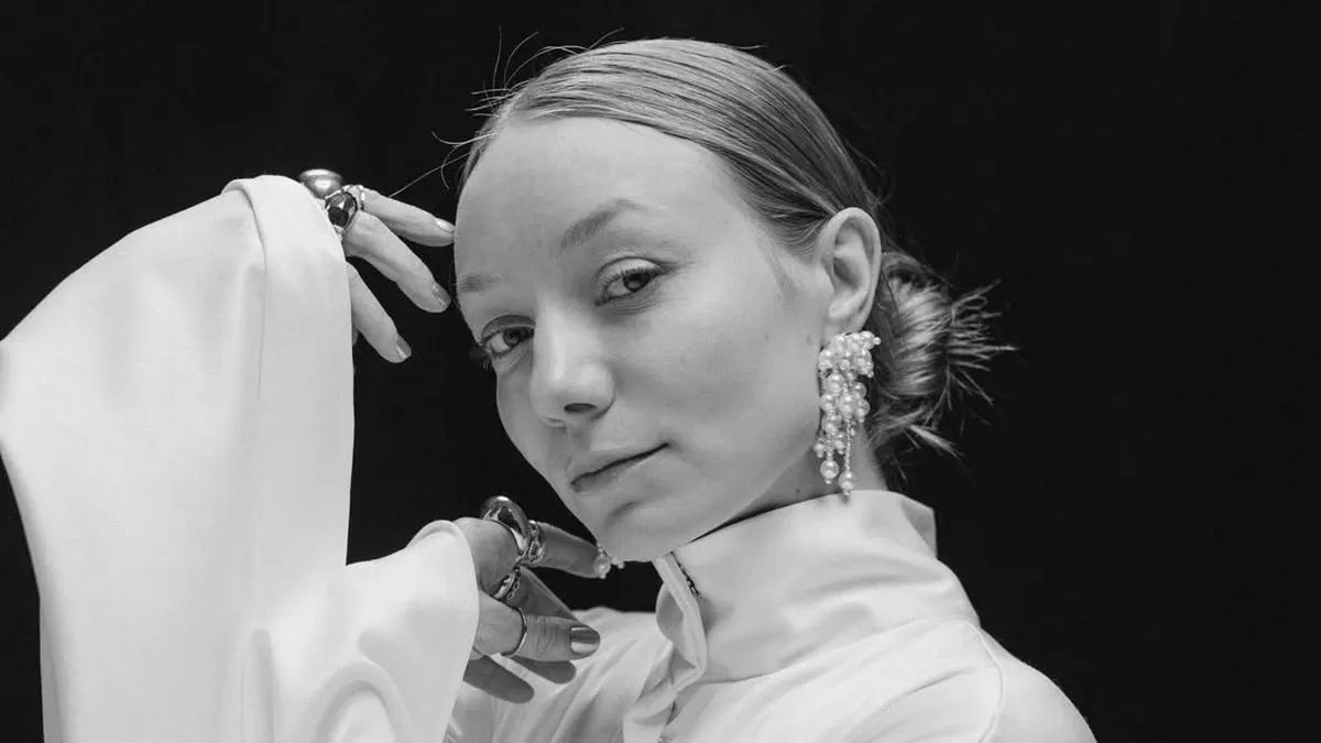 «Відкрита рана»: фіналістка Нацвідбору на «Євробачення-2026» зізналася, чому не може повернутися в Україну