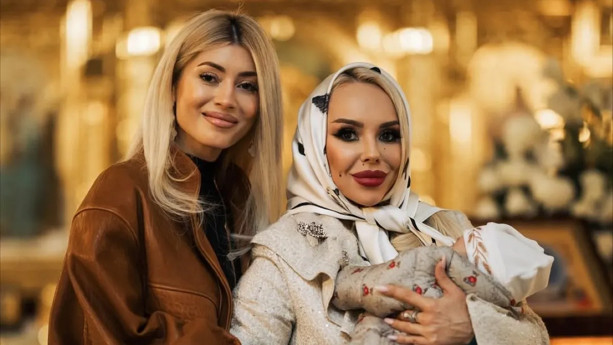 «Що в мене є – усе тобі віддам»: СолоХа показала фото з хрестин сина та розкрила його ім’я