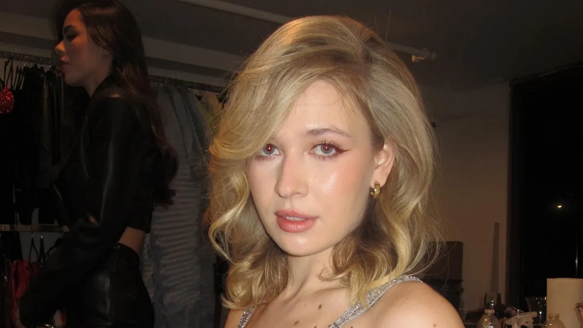 Без зайвих деталей: донька Віри Брежнєвої здивувала оголеним селфі