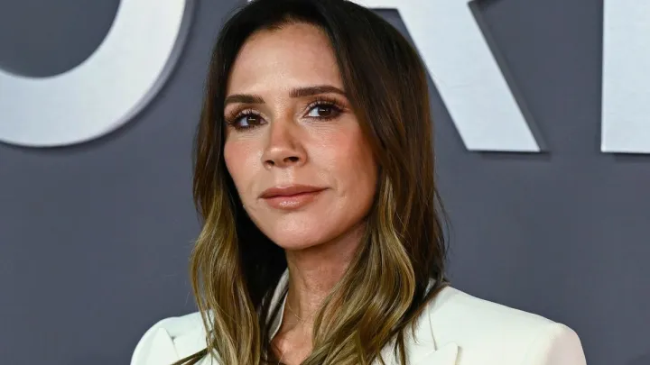 Вікторії Бекхем – 52: як «Posh Spice» переграла індустрію моди та стала іконою залізної дисципліни