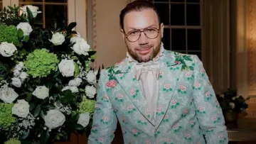 Укорочений верх і принт «Бембі»: Андре Тан назвав головні тренди весни