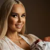 «Були складні пологи»: співачка СолоХа розповіла, як проходило народження її третьої дитини
