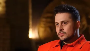 «Далеко не «вау» період в житті»: новий ведучий «Караоке на майдані» – про четверту операцію на нирці