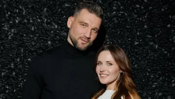 «Я завжди поруч»: новий бойфренд Денисенко вперше показав спільні фото з акторкою