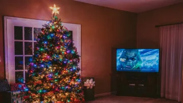 Що дивитися по українському телебаченню у Новорічну ніч: велика добірка святкових ефірів для всієї родини