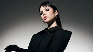 «Ти істеричка»: співачка Кажанна різко відповіла хейтерам після скандалу з лейблом Jerry Heil