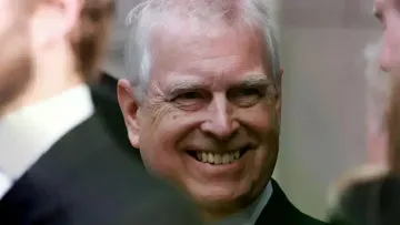 Після виселення й позбавлення титулу: Ендрю Віндзор демонструє показову байдужість