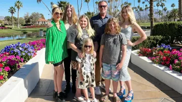 Торі Спеллінг потрапила у ДТП у Каліфорнії: зірку «Беверлі-Гіллз» та її чотирьох дітей госпіталізували 