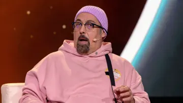 «Заради сексу мені доводилося перевтілюватися у старого полковника»: Коляденко пригадав історію свого роману