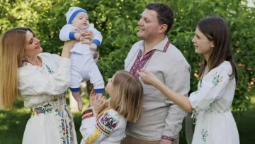 Син Білозір розлучився після 21 року шлюбу: у мережі спливли деталі гучного розриву з народною депутаткою 