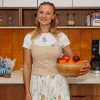 Ольга Мартиновська та смак дитинства: як шеф-кухарка готує історії з юпі, шарлоткою та «Санта-Барбарою»
