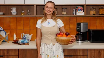 Ольга Мартиновська та смак дитинства: як шеф-кухарка готує історії з юпі, шарлоткою та «Санта-Барбарою»