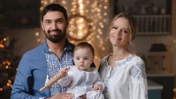 «Гарний вік – так себе і відчуваю»: дружина Віталія Козловського показала сімейне фото з Дня народження