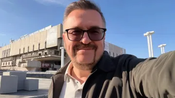 «Прекрасний сьогодні вечір»: Олександр Пономарьов замилував мережу рідкісним фото з сином