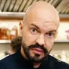 З великою кількістю крему: Володимир Ярославський розкрив, як приготувати смачний горіховий рулет вдома