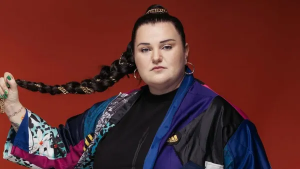 «Відчиняють двері з ноги і постійно кричать»: Alyona Alyona потрапила в один готель з футбольною командою