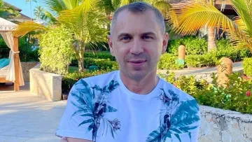 Олександр Авраменко виїхав з України? Відомого філолога підозрюють у втечі за кордон, але він відмовчується