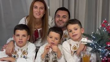 У національних костюмах, з кутею та узваром: сім'я Решетніків зворушливо привітала українців з Різдвом